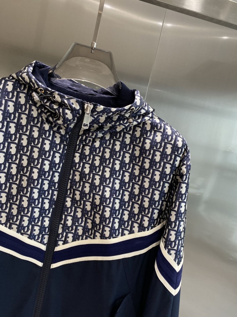 chr1st1an D10r outwear